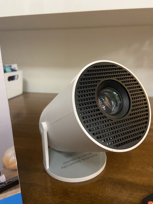 Projektor Extra-Link HD Pilot na ścianę sufit kino domowe telewizor