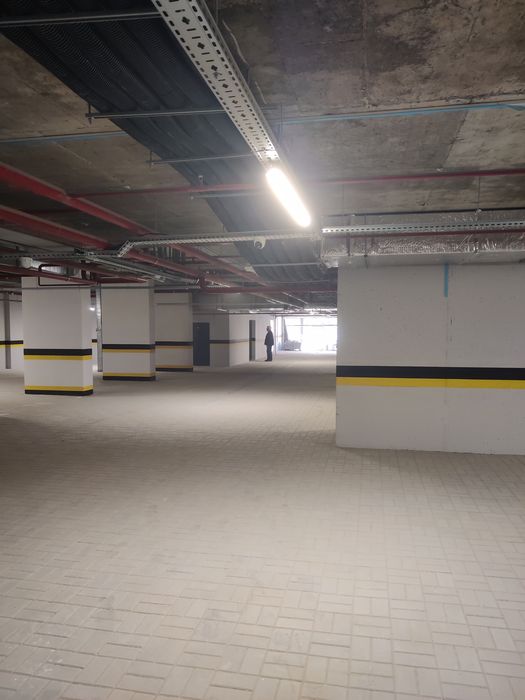 Здам паркомісце на довгострок у 4/5 будинку Central Park