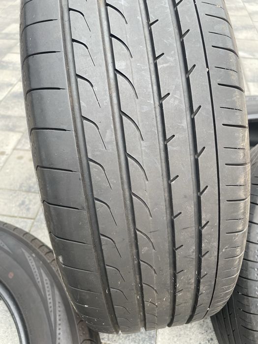 Продам шини R17 / 225/60