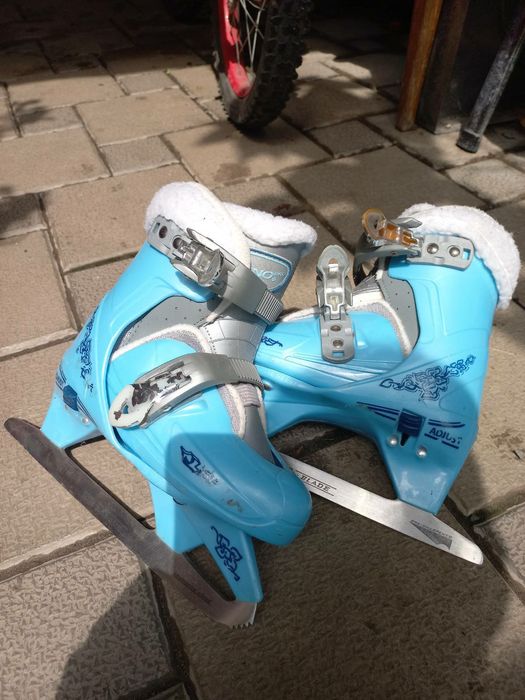 Льодові ковзани 28-31