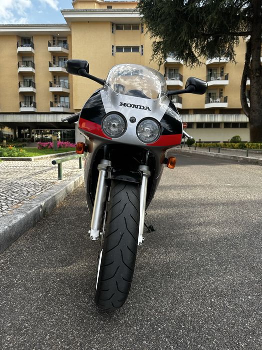 Honda VFR 400 R (NC30)