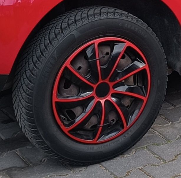 Opony (m+s) r14 + stalowe felgi + kołpaki