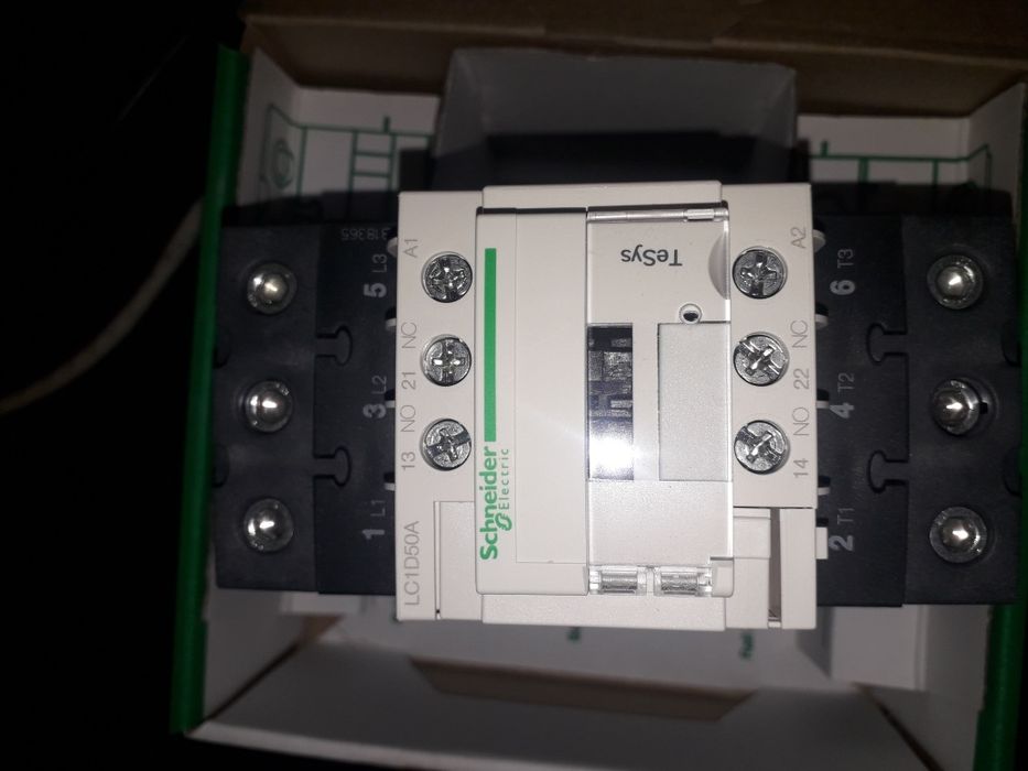 Contactor e magnetotermico 50A