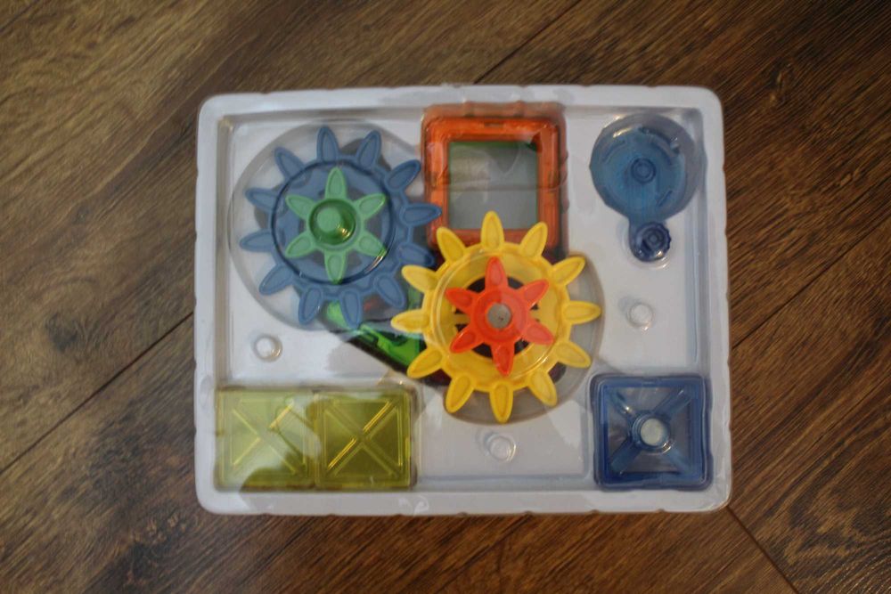 Конструктор магнитный "Magic Magnetic" (32 детали)