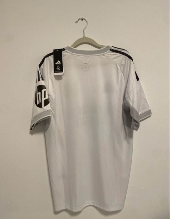 Camisola principal Real Madrid
