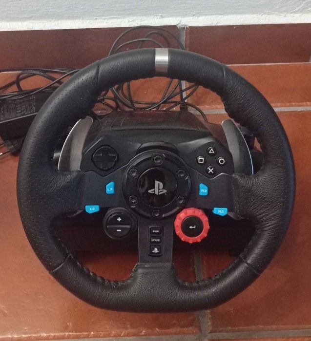 Volante Logitech G29 Driving Force PS5/PS4/PS3/PC
