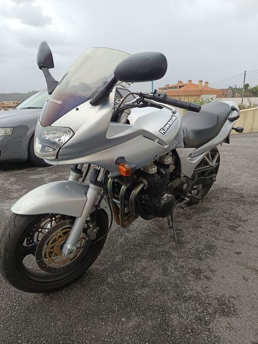 Kawasaki zr7s 750cc