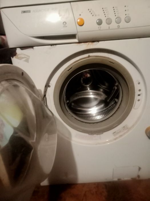 Стиральная машина. ZANUSSI