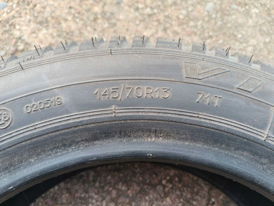 Opona letnia Dębica Vivo 145/70/13