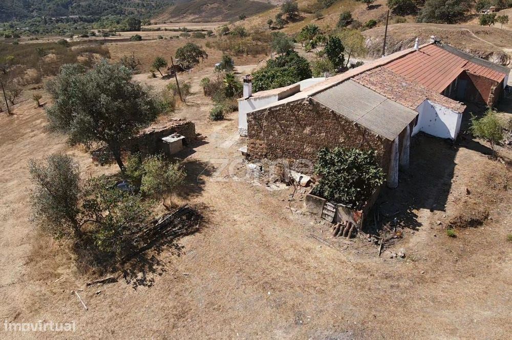 Quinta em Barranco da Alcaria, São Marcos da Serra