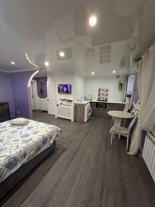 Артем, Тисячка, Епіцентр, Метро, квартира подобово, погодинно,