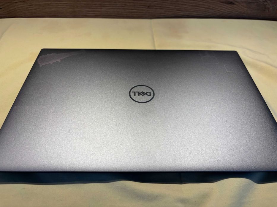 Dell Precision 5570 i9 | 32GB | RTX A2000 8GB | 1TB