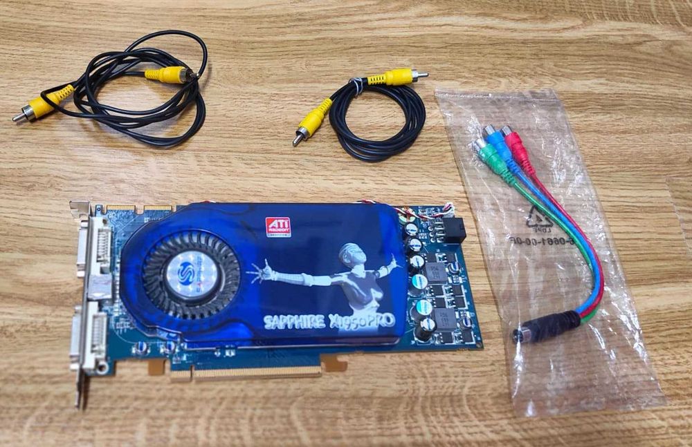 Sapphire ATI Radeon X1950 Pro (RETRO GAMING) - Cabos/Adaptadores Originais
