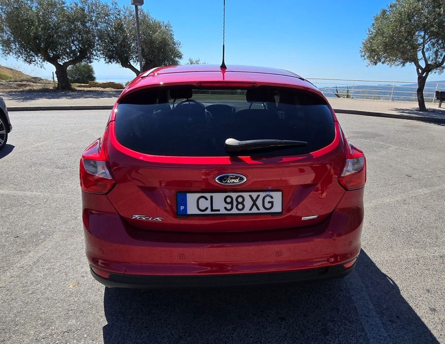 Ford Focus 1.0 EcoBoost Titanium 2014 (Gasolina - ⁠148.400km - ⁠Manual - ⁠125 CV)