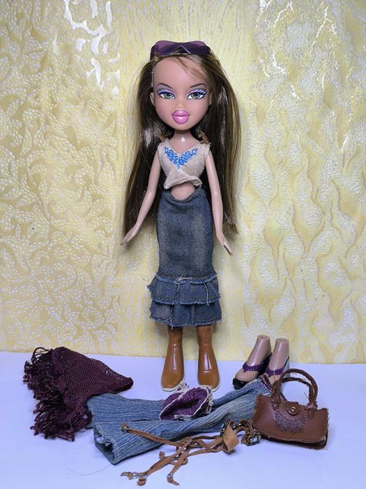 Bratz dana jasmin Sasha jade Phoebe cloe nevra Meygan