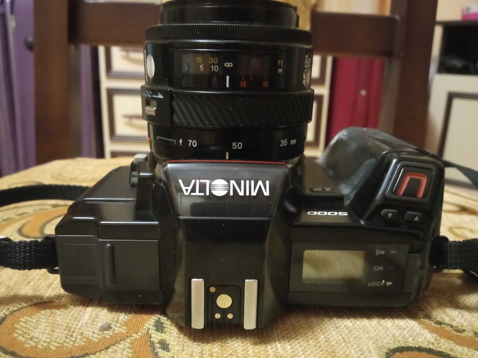 Фотоапарат Minolta 5000  об'єктив блинчик 35-70 та інше.