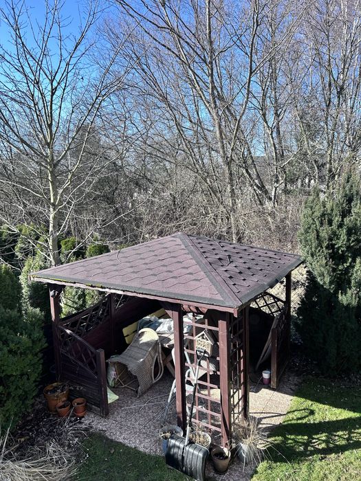 Altana ogrodowa drewniana