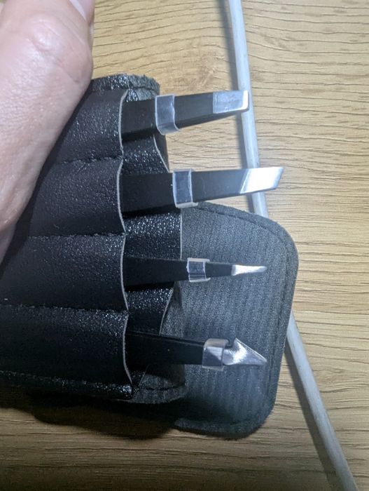 Набір пінцетів для брів