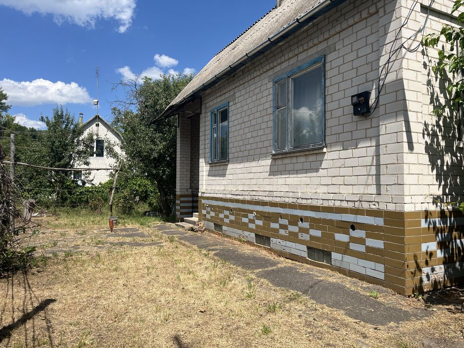 Капітальна дача біля Дніпра, 35 км від Черкас