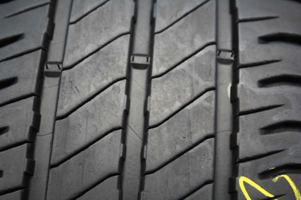 215 65 R16C Micheli Agilis 3