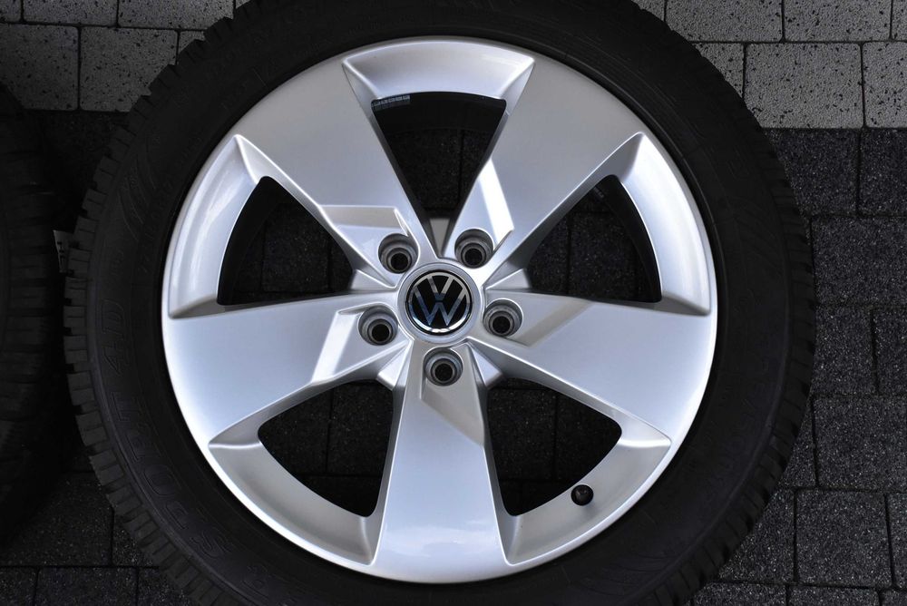 OEM Felgi AUDI A3 8P 8V A4 B5 B6 B7 Q2 VW Golf Passat T-Roc Seat Leon Skoda Octavia 17"