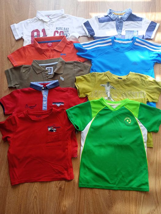 Oddam bluzeczki 104/110