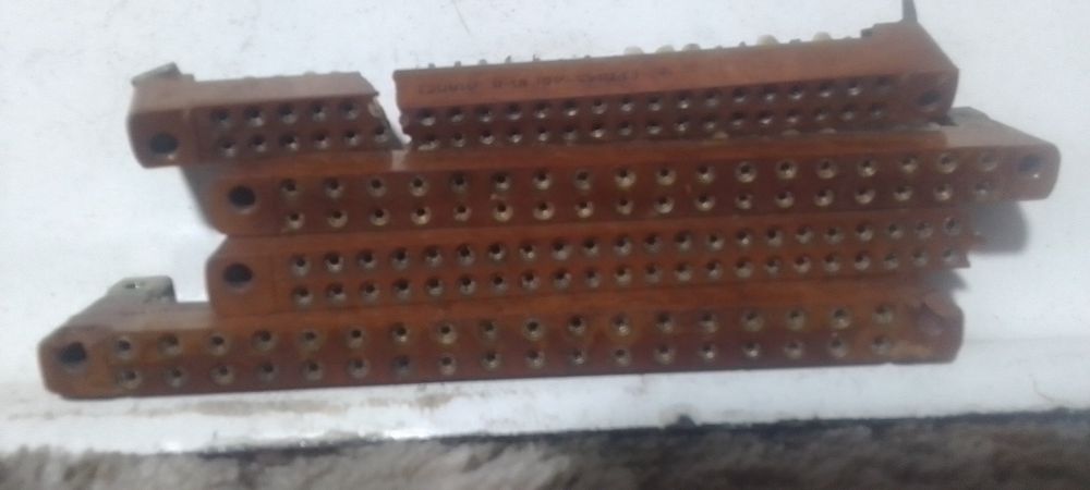 Радянські роз'єми с золотими волосками грпм 77-78 рік випуску