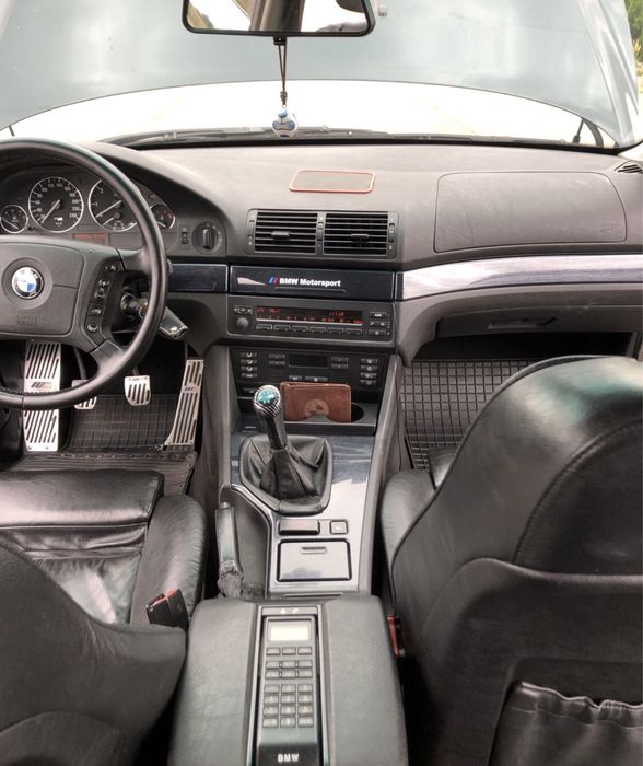 BMW 525 TDS седан