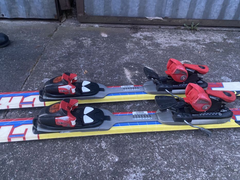 Narty z zapieciami salomon 145