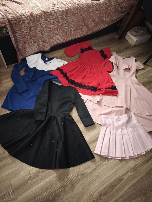 Продам речі одним лотом