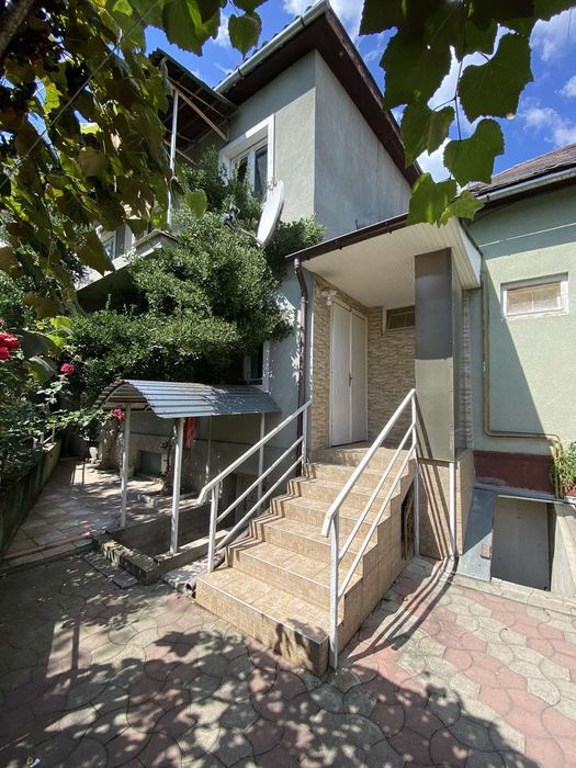 Продам напівособняк Недецеї