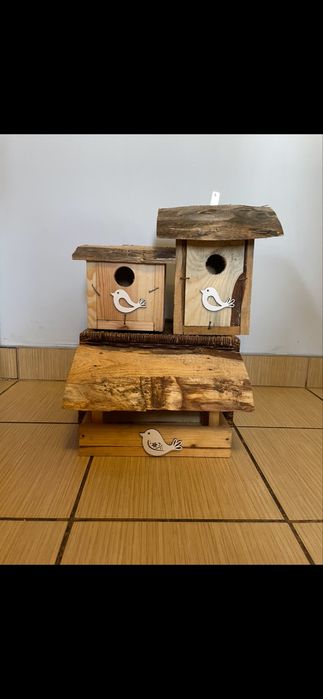 Karmnik i budki dla ptaków