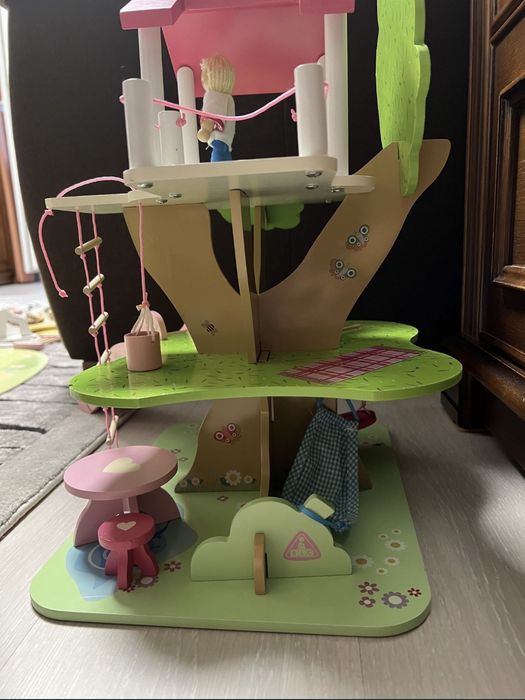 Игровой домик на дереве,деревянный