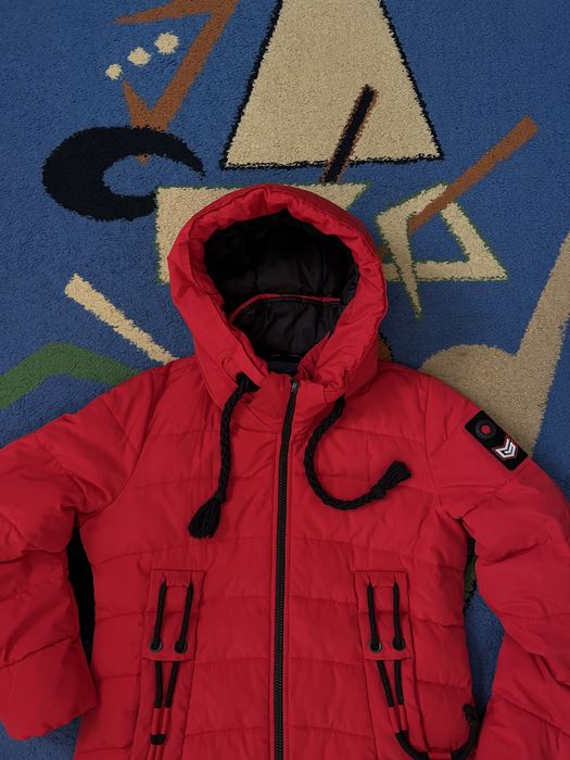 Жіноча зимова куртка