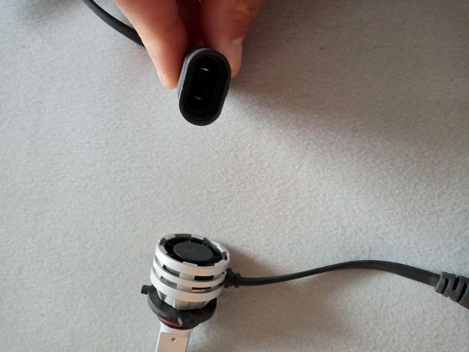 ŻARÓWKA H4 LED subaru pasuje do innych tez