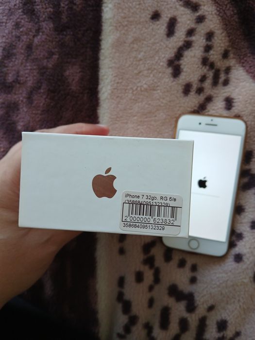 IPhone 7. 32gb. Розовий