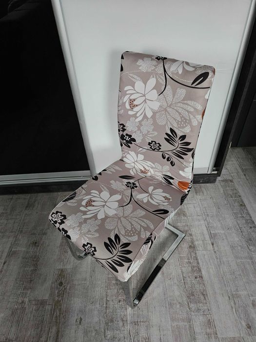 Pokrowce na krzesła wzór kwiaty elastyczne uniwersalne 4 sztuki