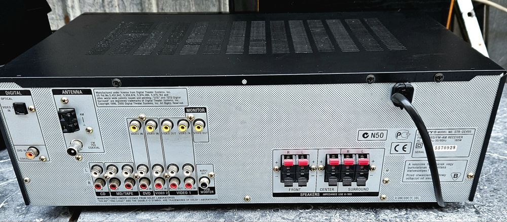 Amplituner Sony  180 wat