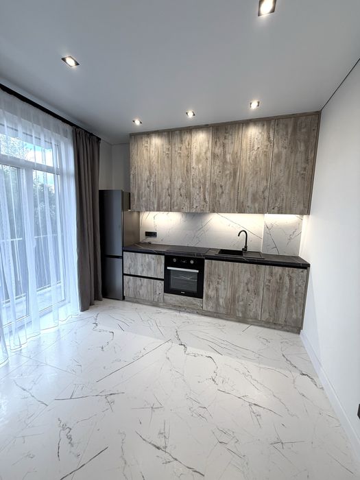 Здається 1.5 кв по  вул. Руська 41 ЖК  Central Avenue