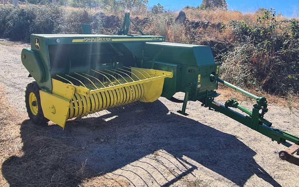 Enfardadeira john deere 336A/349