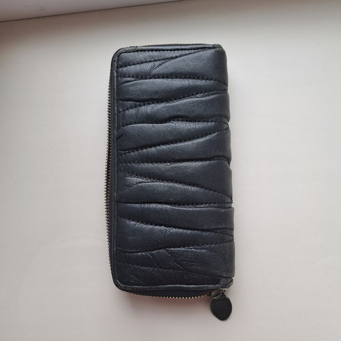 Кошелёк Miu Miu кожаный чёрный.