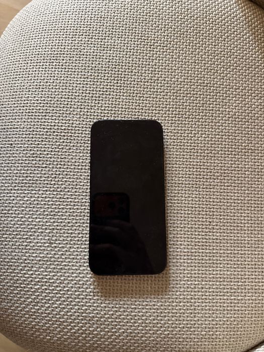 iPhone 16e 128GB Preto — Como Novo