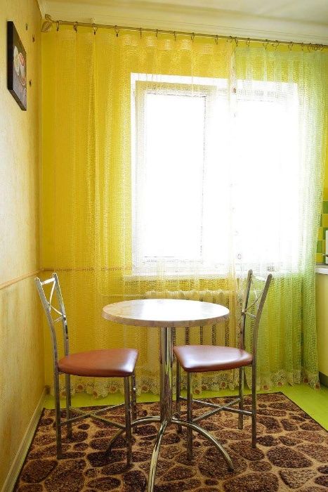 1-кім. Автовокзал. Обласна лікарня. Подобово, погодинно. Ціна доби.