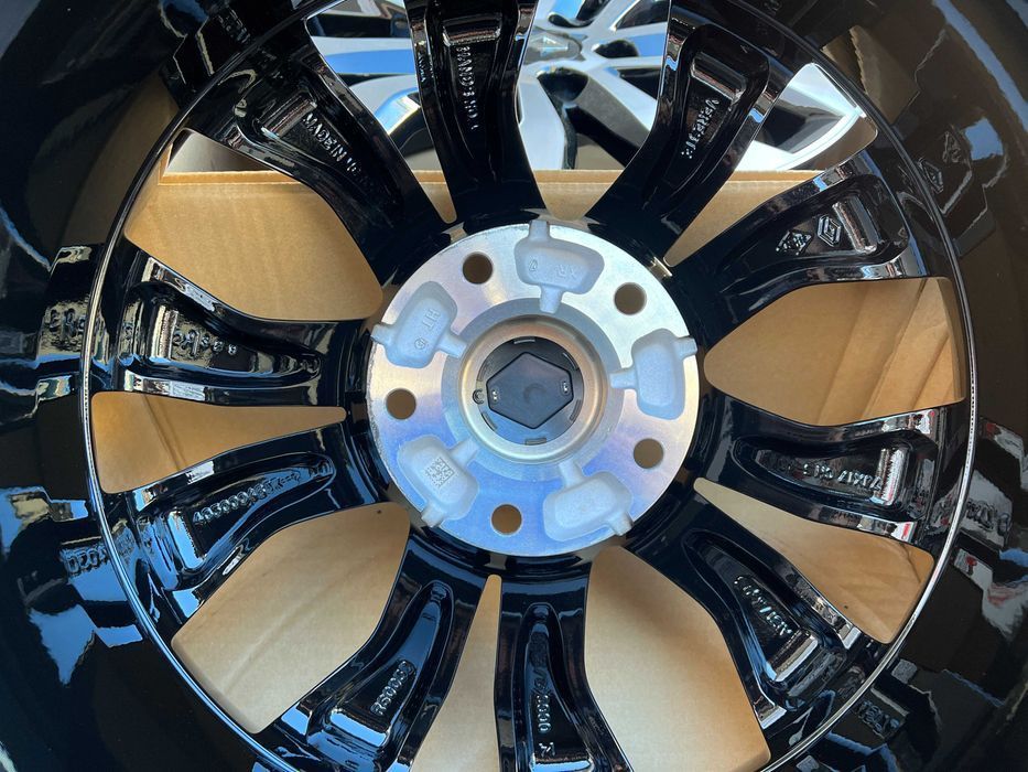 Oryginał felgi 17cali Renault Fluence Grand Scenic Kadjar 7002