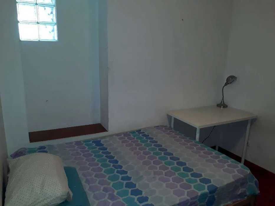T-3 Equipado/mobilado+ PÁTIO. Centro Lisboa. Oportunidade: Só renda + caução.