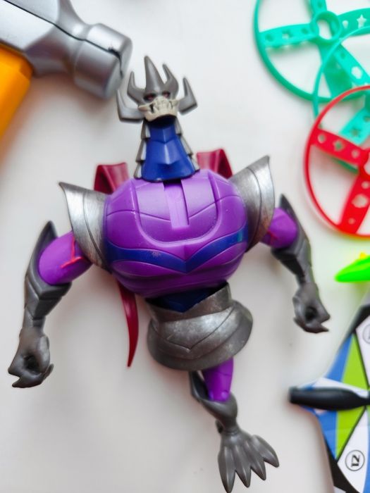 Іграшки інструмент, пістолети