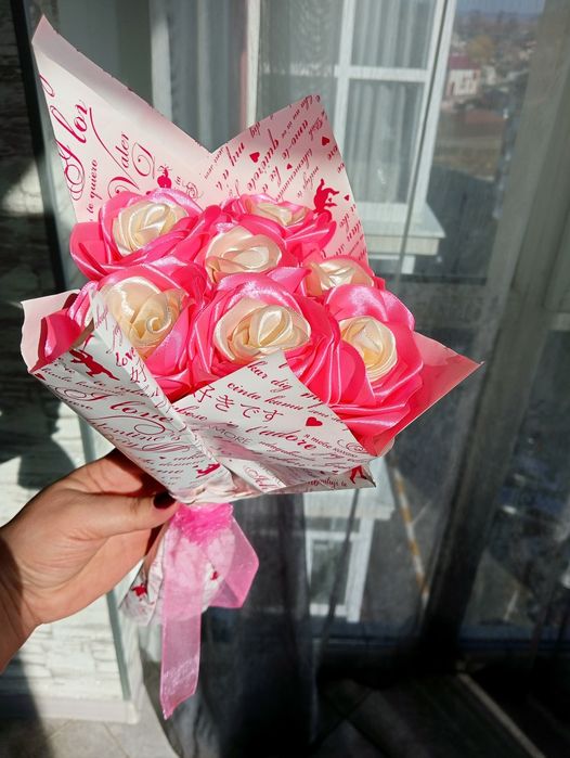 Букети з атласної стрічки