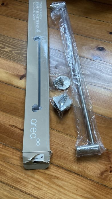 Toalheiro inox 62cm marca AREA novo embalado