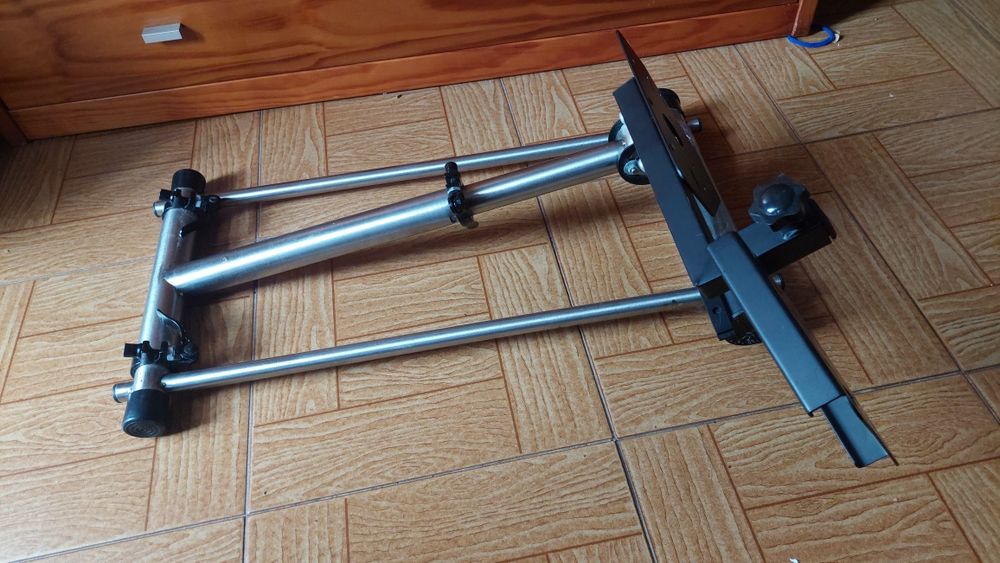 Suporte Volante Compatível Com Logitech G25 G27 G29 Thrustmaster  ETC