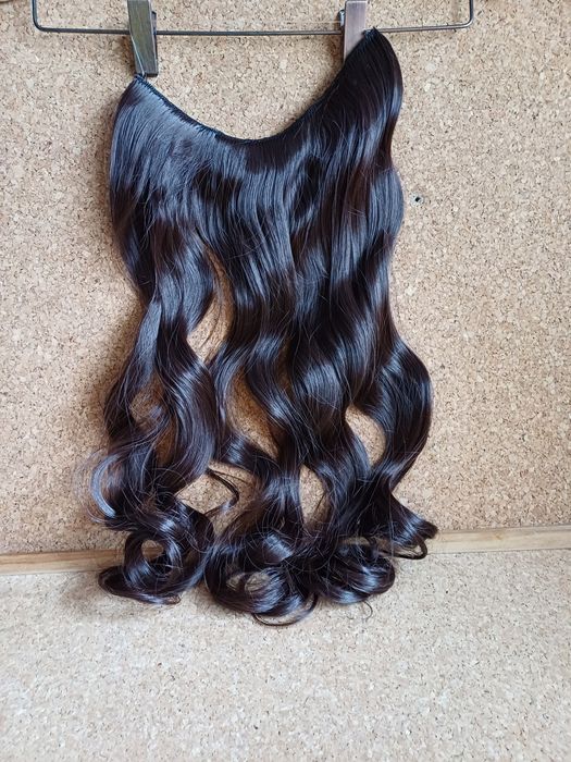 Extensão de cabelo comprido, com elástico. Novo.